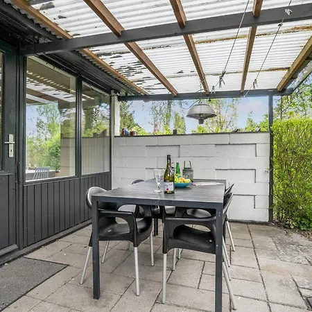 Holiday home Cozy In Stubbekobing With Kitchen